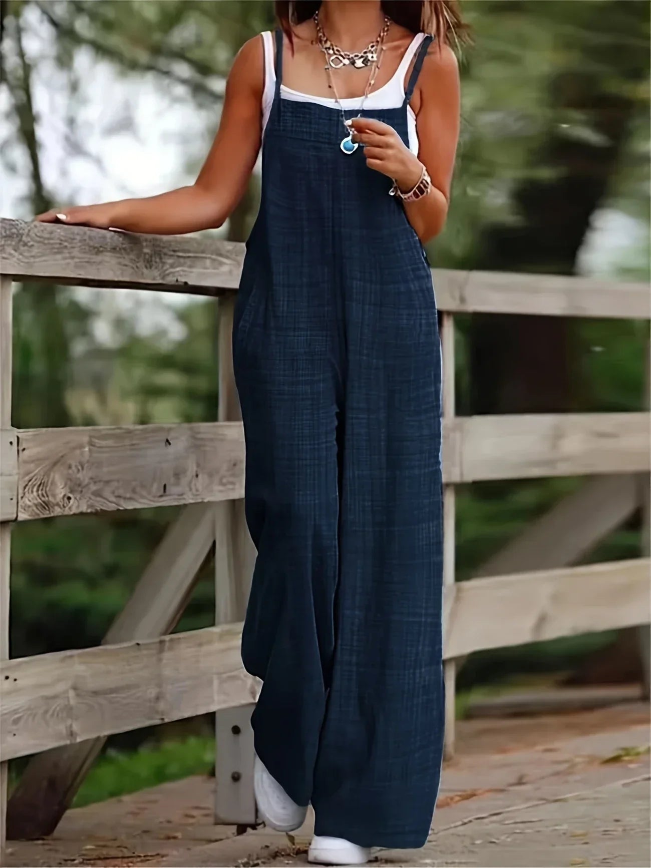 Annia™ – Weit geschnittene Jumpsuit-Latzhose mit Taschen