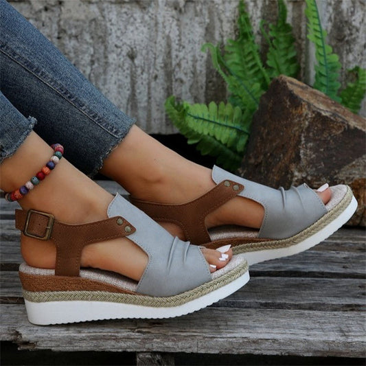 SIMONE | KOMFORTABLE DAMEN SANDALEN MIT KEILABSATZ