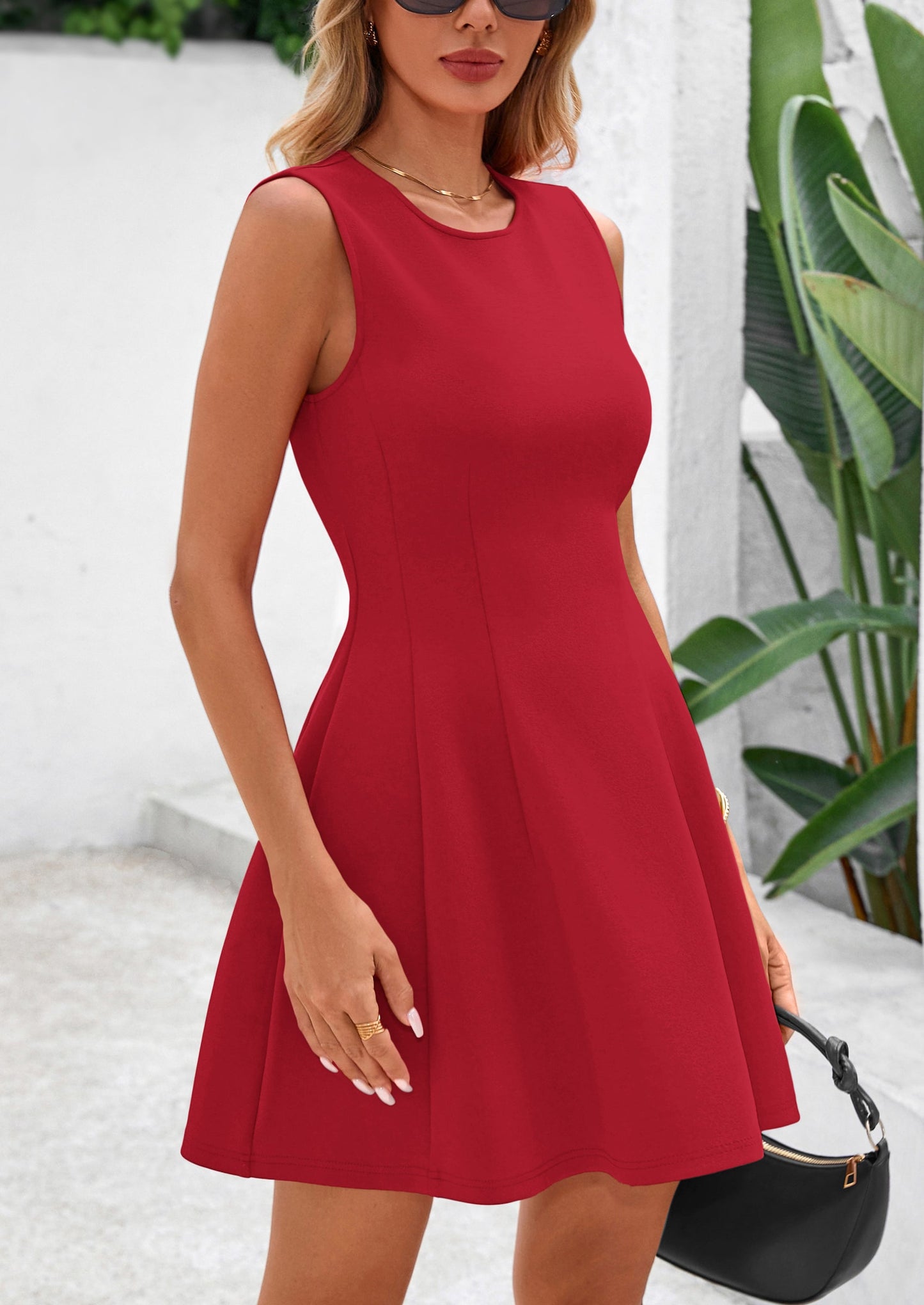 VIA - ÄRMELLOSES A-LINIEN MINIKLEID MIT ELEGANTER PASSFORM