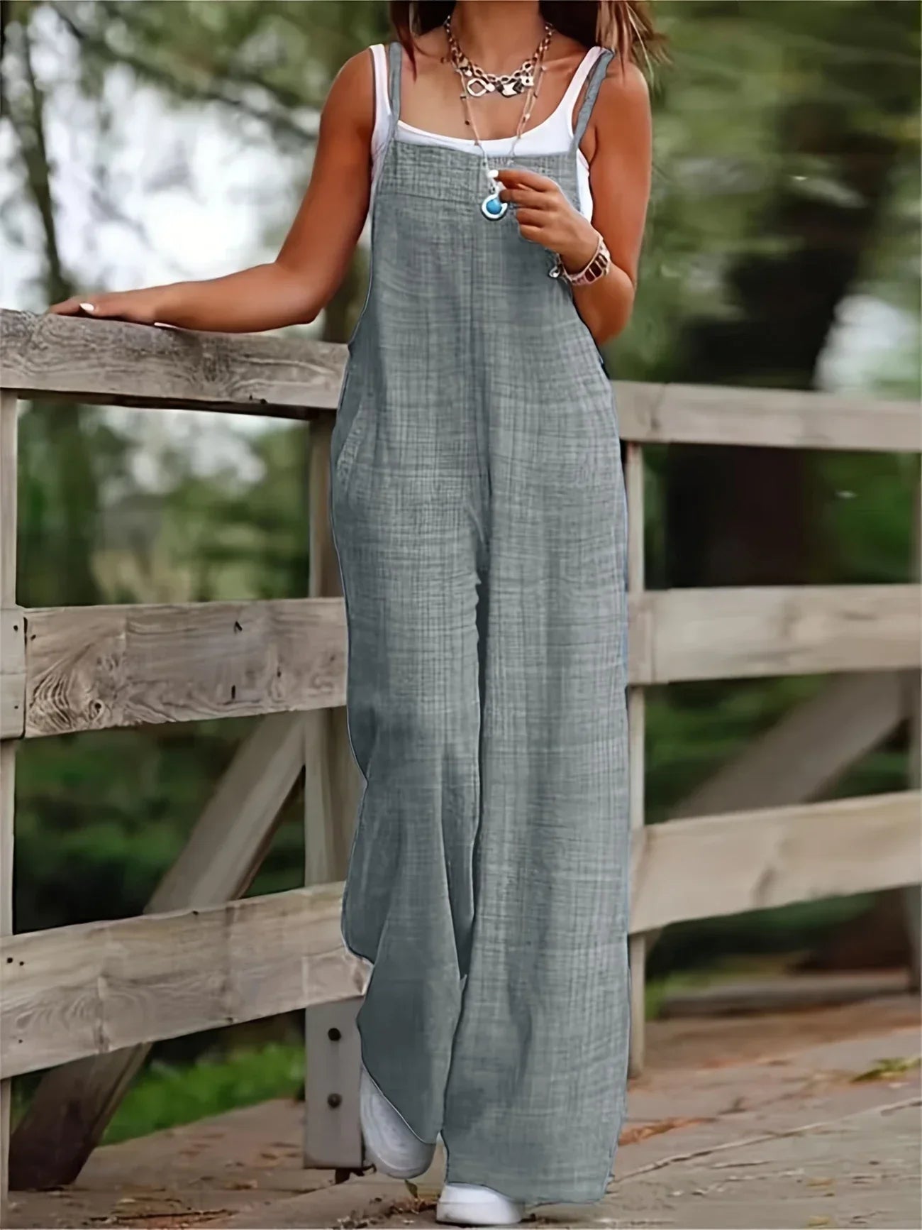 Annia™ – Weit geschnittene Jumpsuit-Latzhose mit Taschen