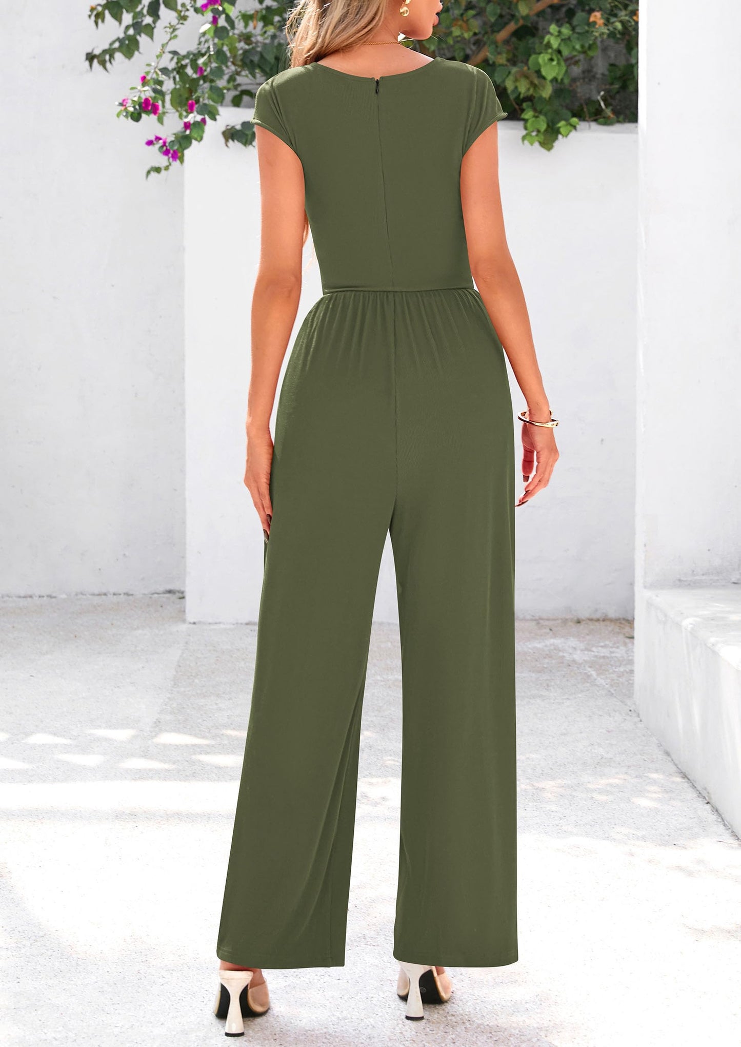 EMMA – RIPPSTRICK-JUMPSUIT MIT CAP-ÄRMELN UND WEITEM BEIN