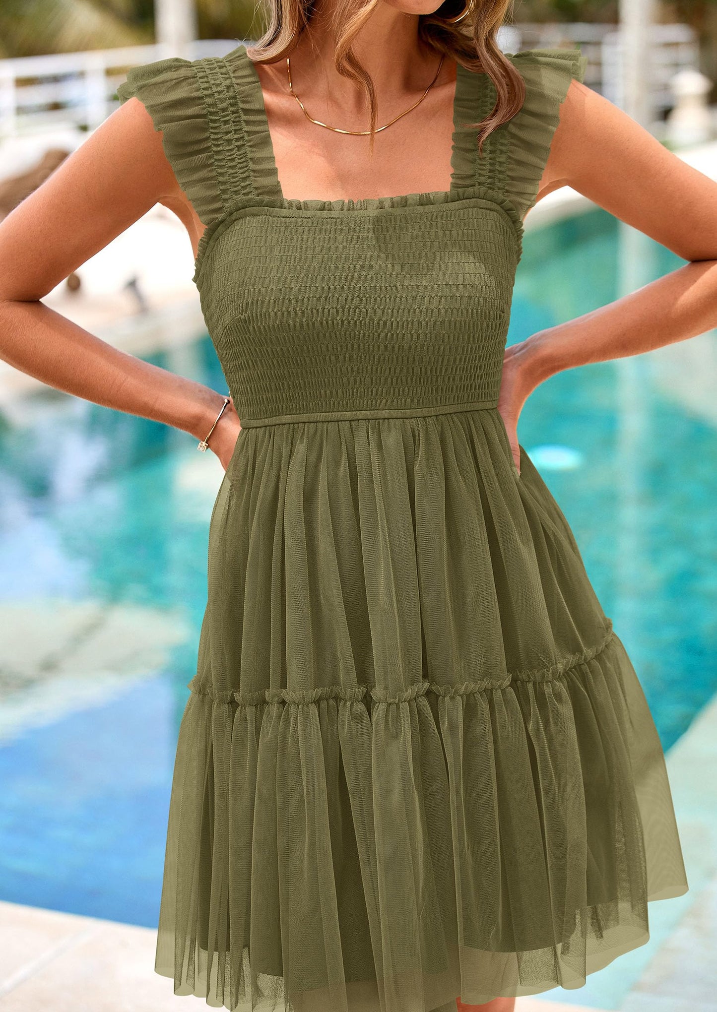 LINA – TREND-KLEID MIT TÜLL & VOLANTS