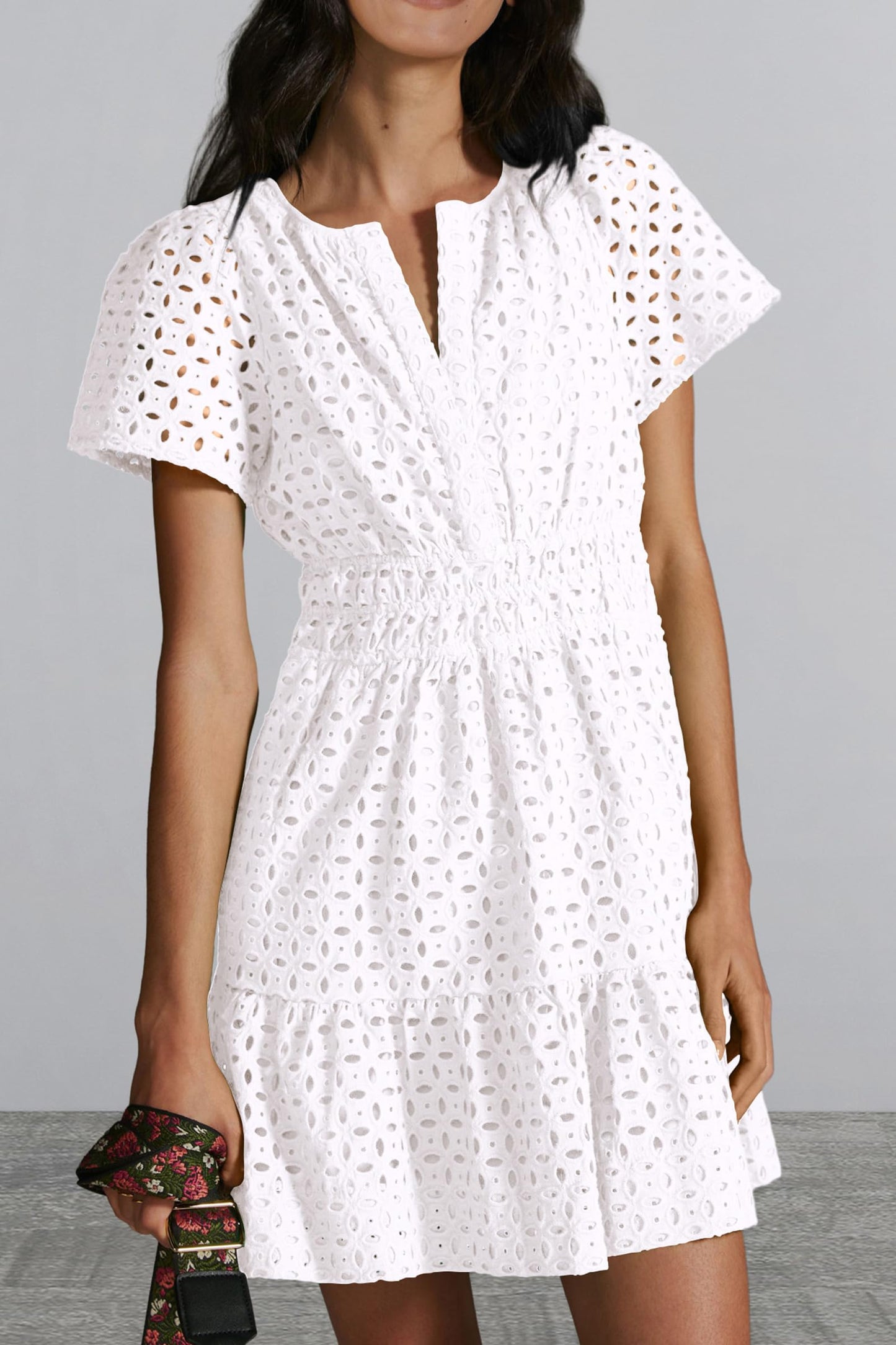 LINA – SOMMERKLEID MIT SPITZE