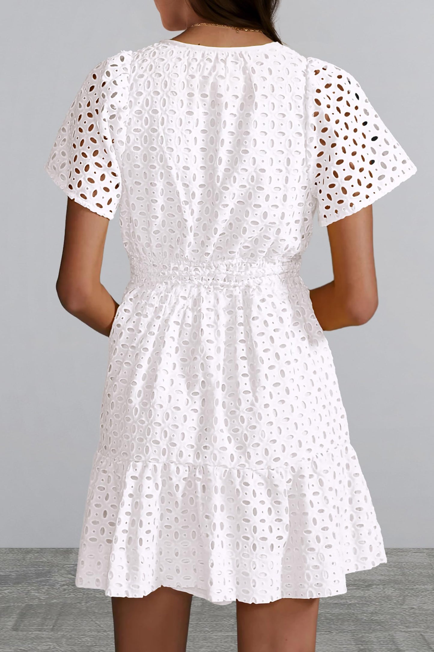 LINA – SOMMERKLEID MIT SPITZE