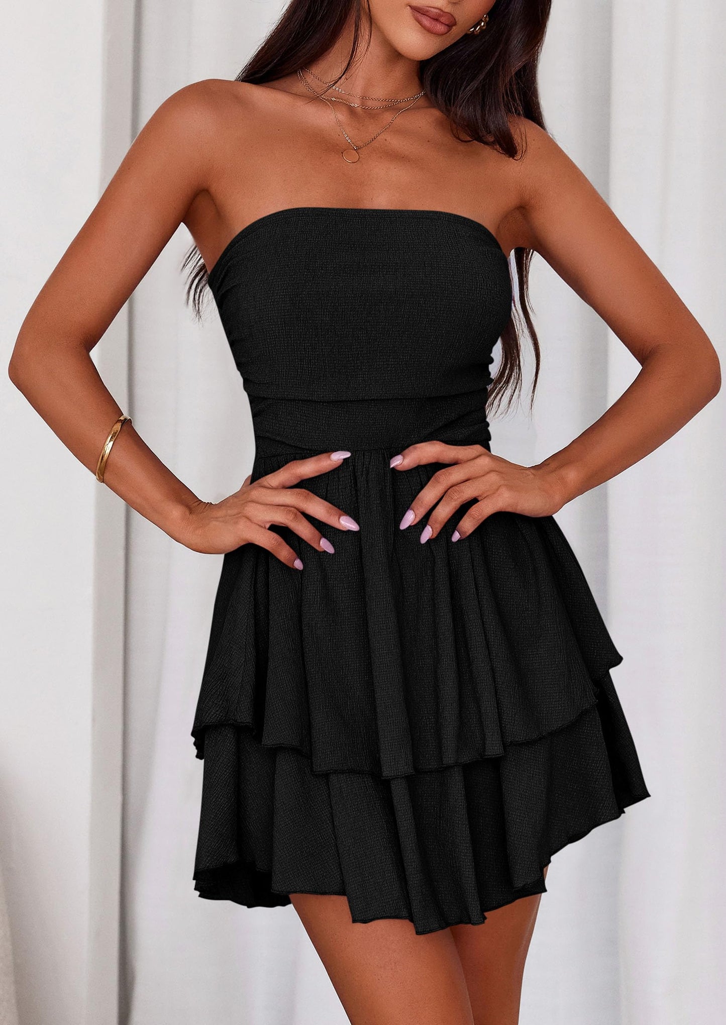 LOLA - SCHULTERFREIES SMOCKKLEID MIT VOLANTS