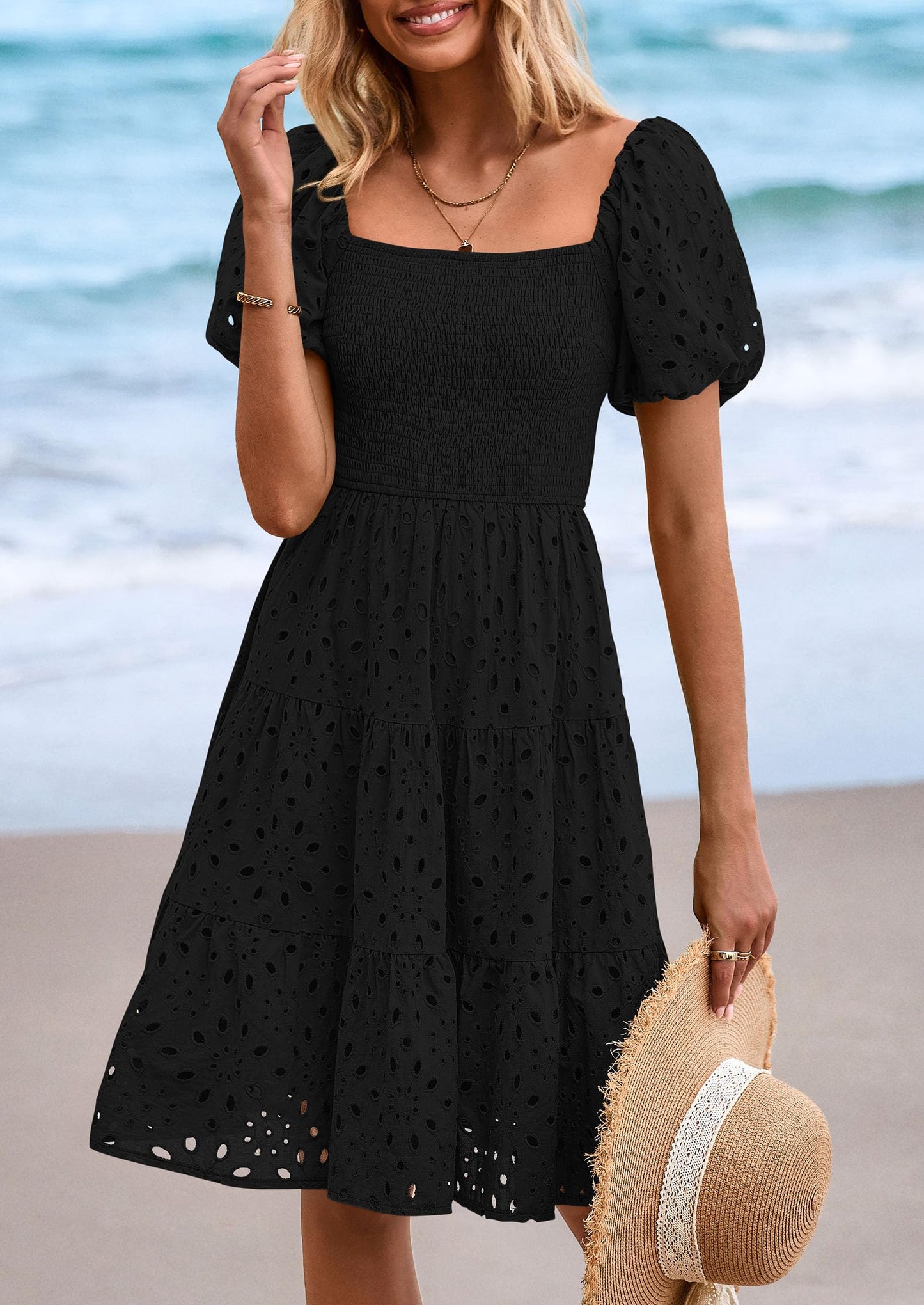 FLORE – SOMMERKLEID MIT PUFFÄRMELN & STICKEREI