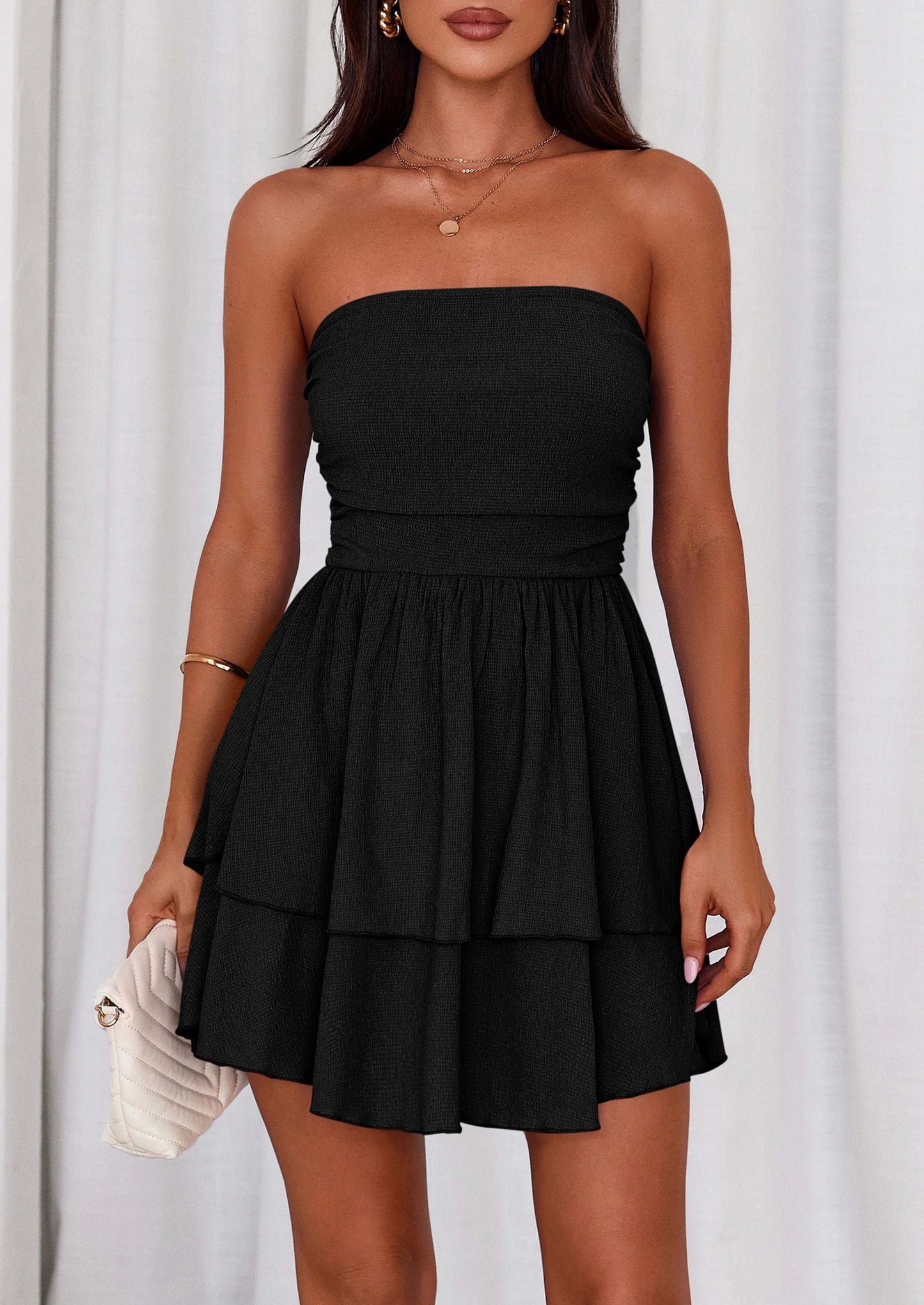 LOLA - SCHULTERFREIES SMOCKKLEID MIT VOLANTS