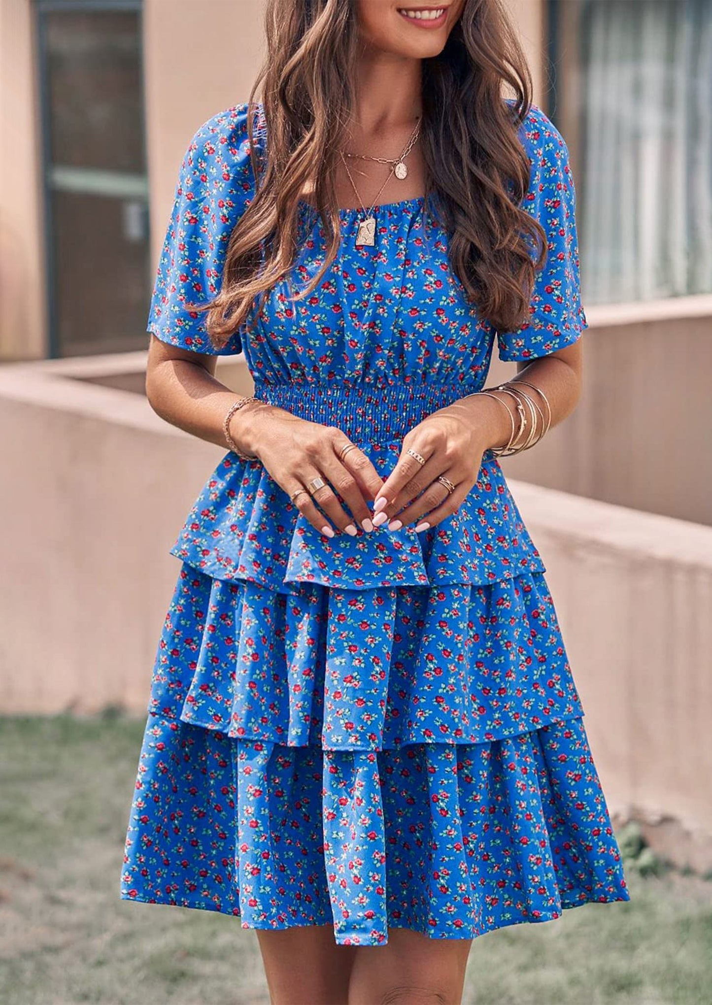 ELIANA - BOHO MINIKLEID MIT VOLANTS UND KARREE-AUSSCHNITT