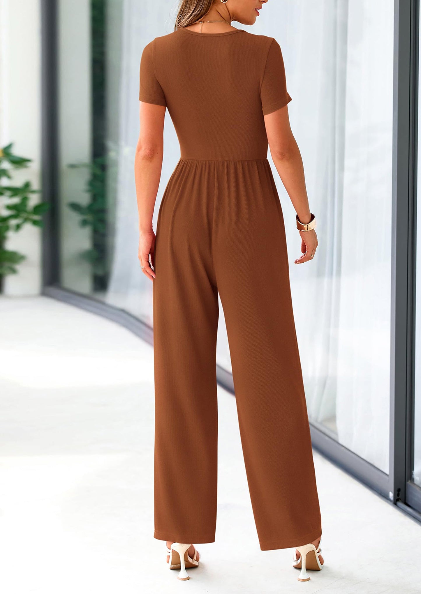 EMMA – DEIN ELEGANTER JUMPSUIT FÜR JEDEN ANLASS