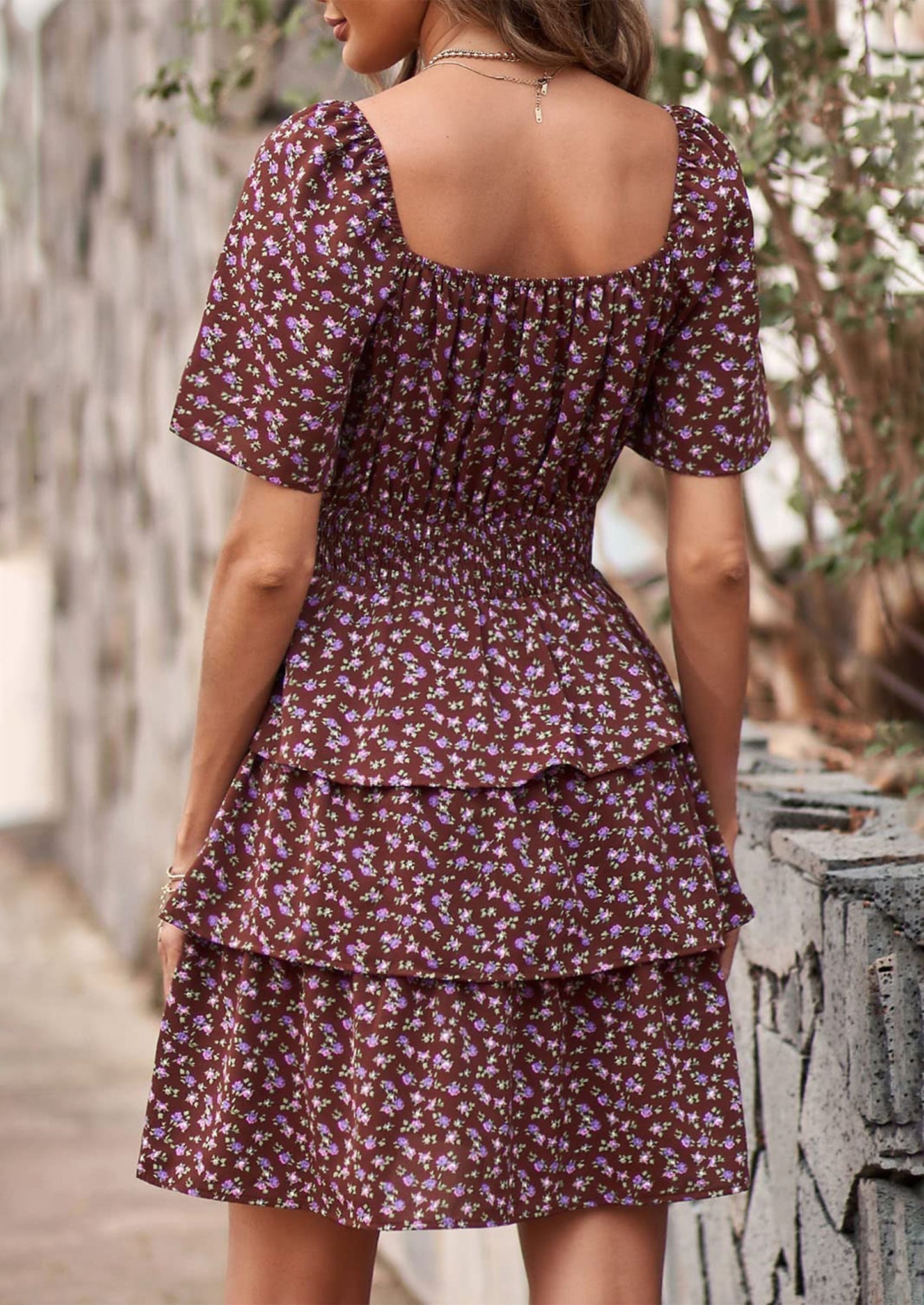 ELIANA - BOHO MINIKLEID MIT VOLANTS UND KARREE-AUSSCHNITT