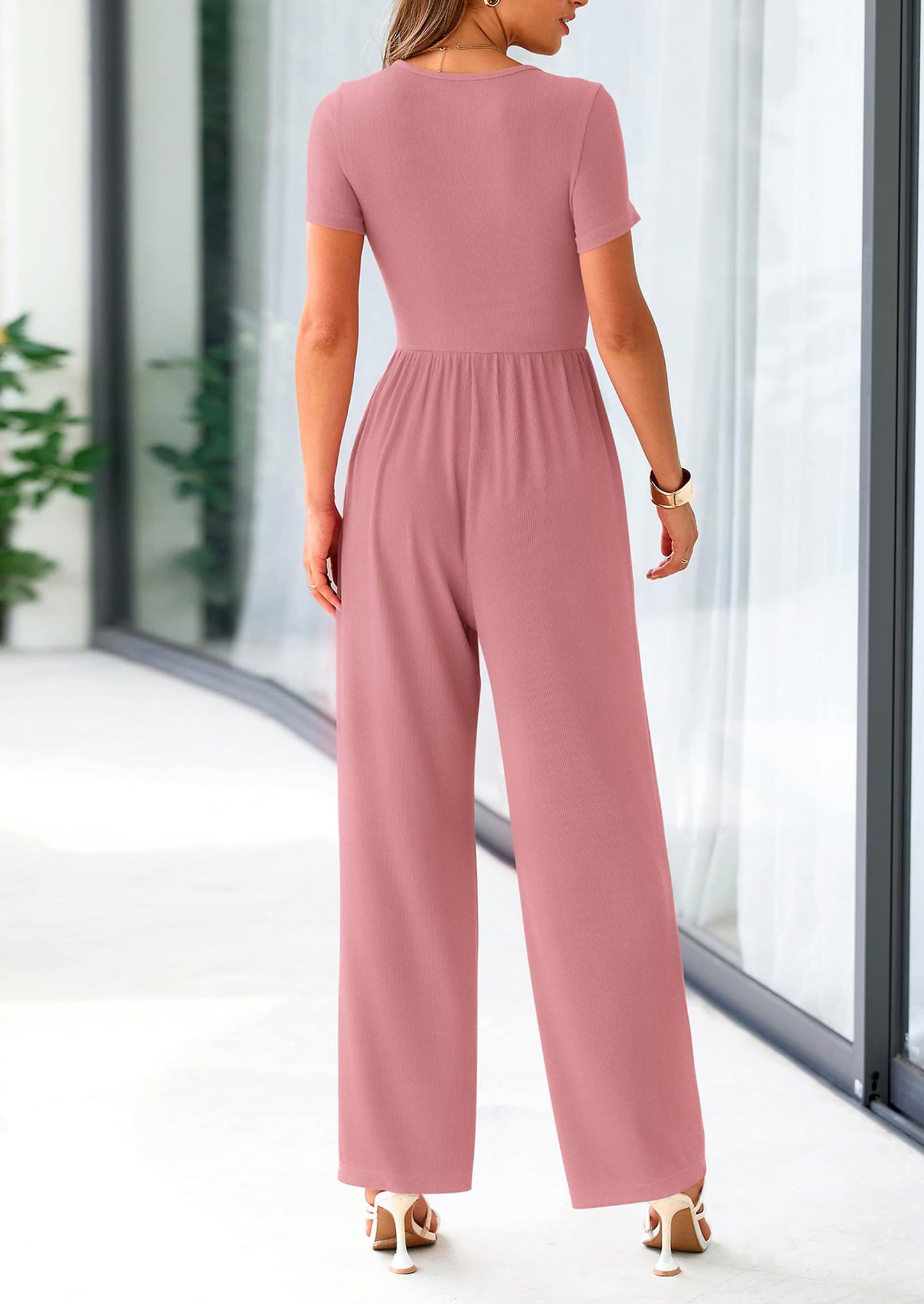 EMMA – DEIN ELEGANTER JUMPSUIT FÜR JEDEN ANLASS