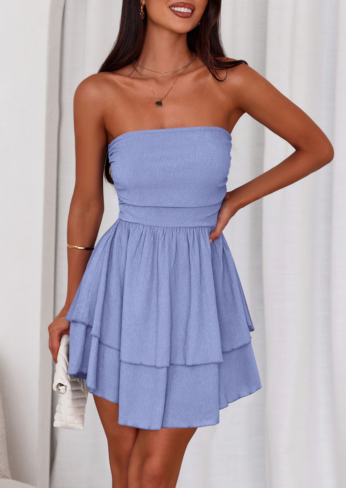 LOLA - SCHULTERFREIES SMOCKKLEID MIT VOLANTS
