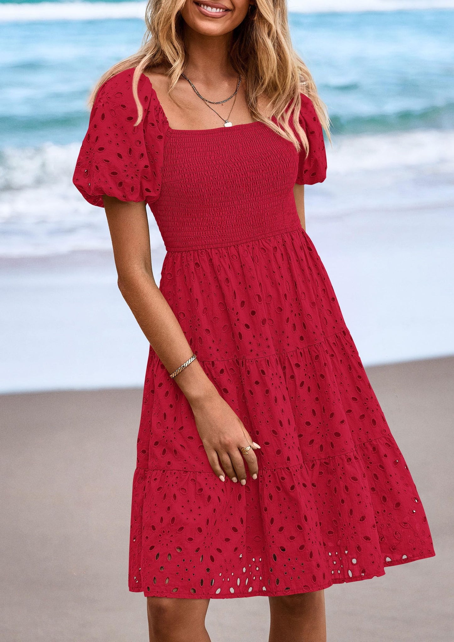 FLORE – SOMMERKLEID MIT PUFFÄRMELN & STICKEREI