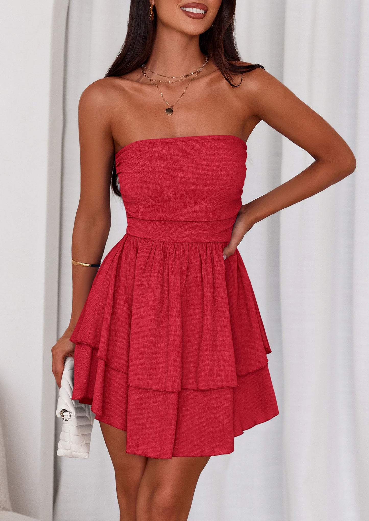 LOLA - SCHULTERFREIES SMOCKKLEID MIT VOLANTS