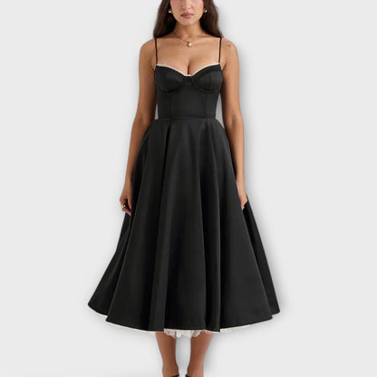 Mélie – Leichtes Sommerkleid mit Korsett-Detail