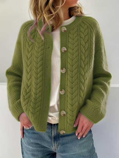 Valeria | Strickjacke mit Knöpfen und Zopfmuster