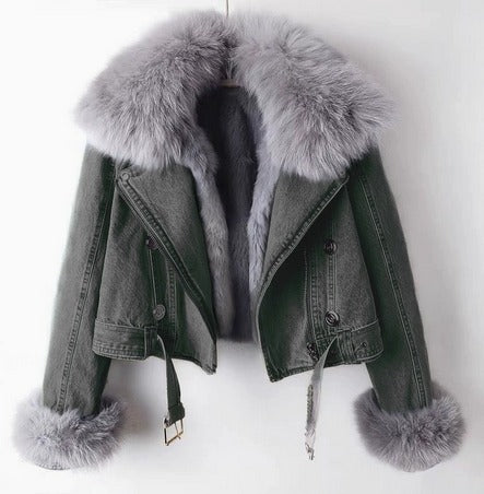 AMARA | KURZE DENIMJACKE MIT WARMEM KUNSTFELLFUTTER