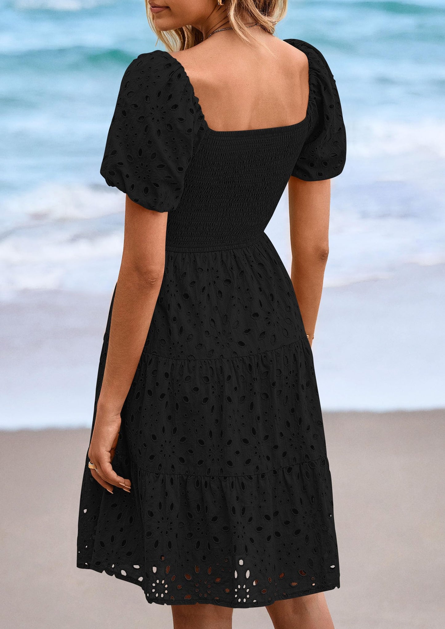 FLORE – SOMMERKLEID MIT PUFFÄRMELN & STICKEREI