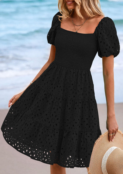 FLORE – SOMMERKLEID MIT PUFFÄRMELN & STICKEREI