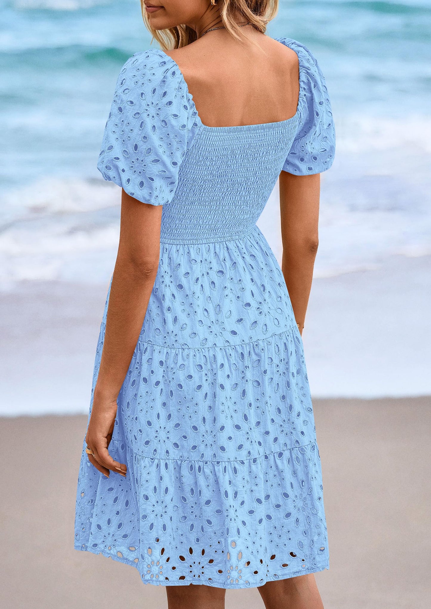 FLORE – SOMMERKLEID MIT PUFFÄRMELN & STICKEREI