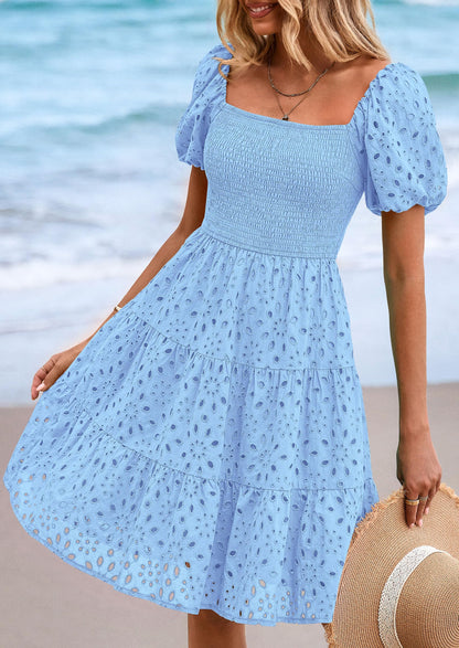 FLORE – SOMMERKLEID MIT PUFFÄRMELN & STICKEREI
