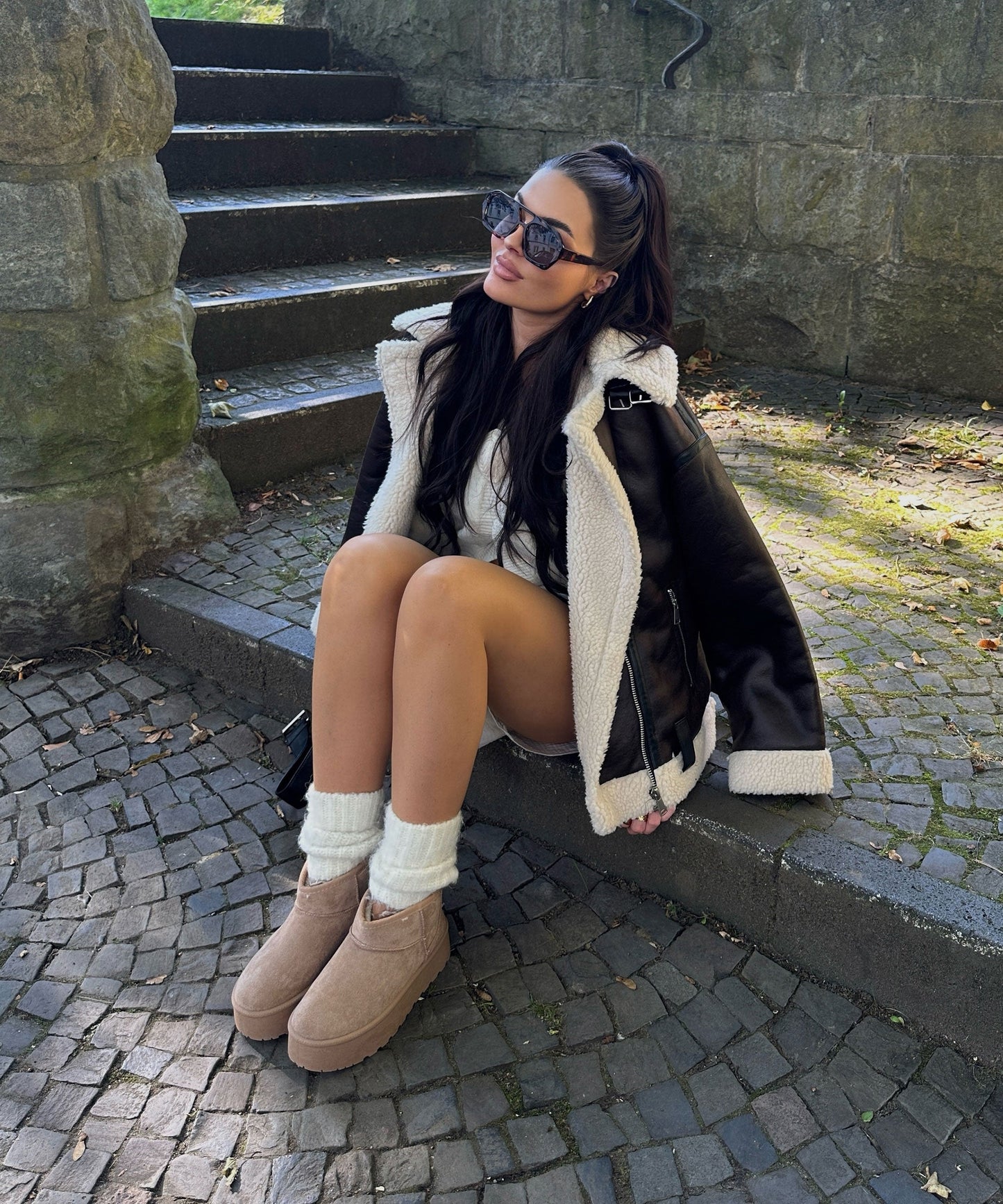 NINA BOOTS | GEFÜTTERTE PLATEAU BOOTS FÜR WARME WINTERTAGE