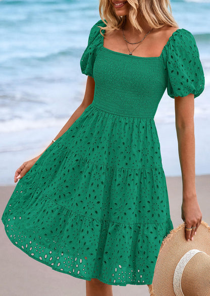 FLORE – SOMMERKLEID MIT PUFFÄRMELN & STICKEREI
