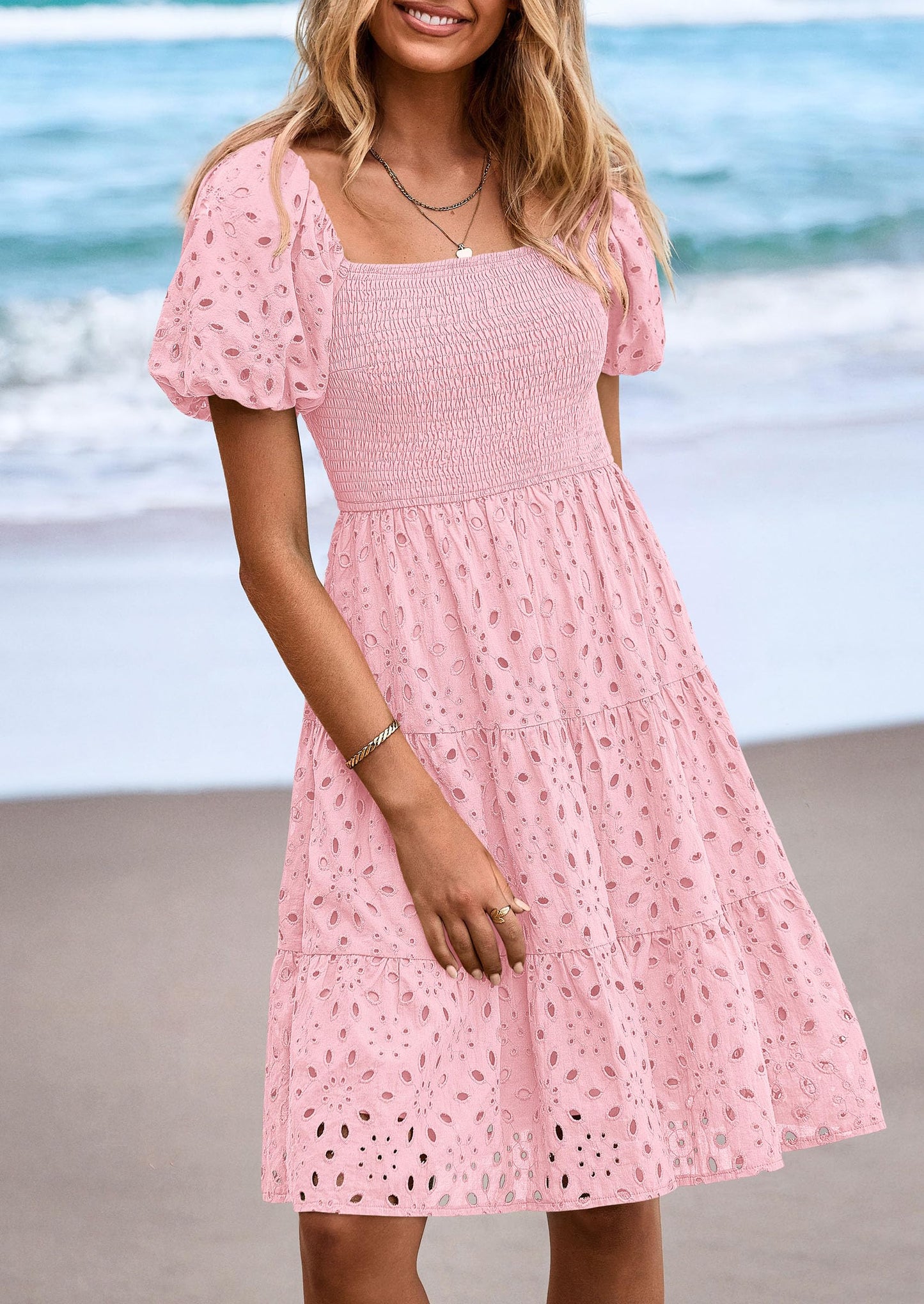 FLORE – SOMMERKLEID MIT PUFFÄRMELN & STICKEREI