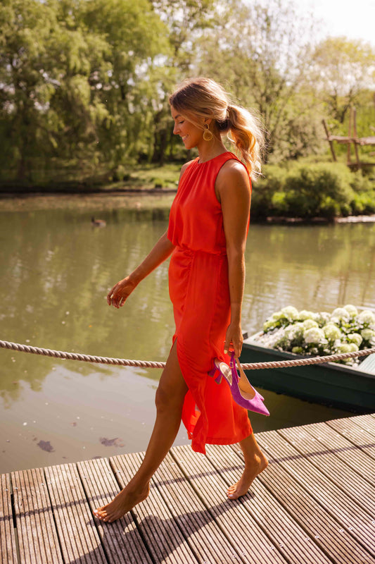 VICTORIA – ELEGANTES MIDIKLEID MIT BEINSCHLITZ