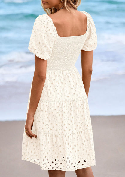 FLORE – SOMMERKLEID MIT PUFFÄRMELN & STICKEREI