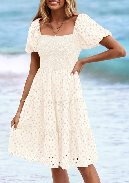 FLORE – SOMMERKLEID MIT PUFFÄRMELN & STICKEREI