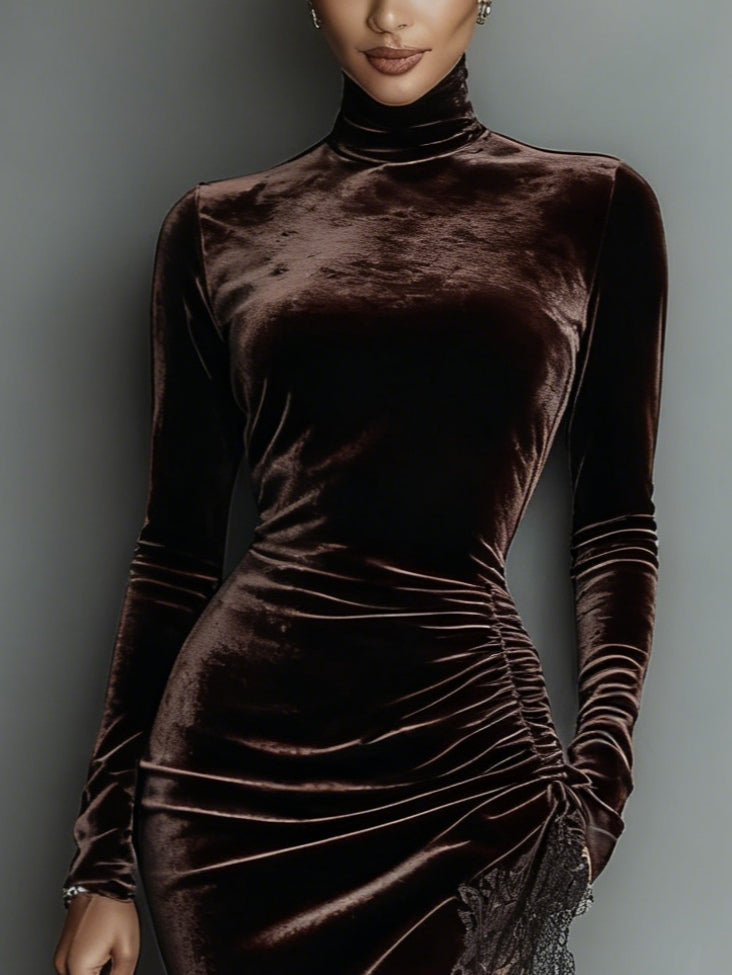 LIVIA | SAMT-MAXIKLEID MIT SPITZENSAUM