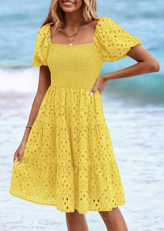 FLORE – SOMMERKLEID MIT PUFFÄRMELN & STICKEREI