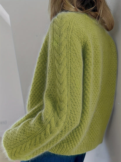 Valeria | Strickjacke mit Knöpfen und Zopfmuster