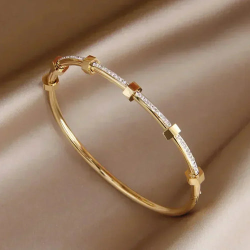 Dorothea | Elegantes Glänzendes Goldenes Armband