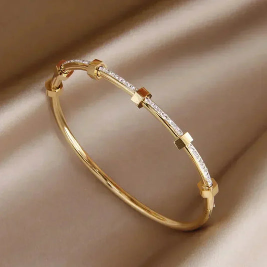 Dorothea | Elegantes Glänzendes Goldenes Armband