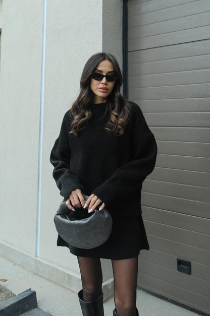 Nicola | Pullover und Rock mit lockerer Passform